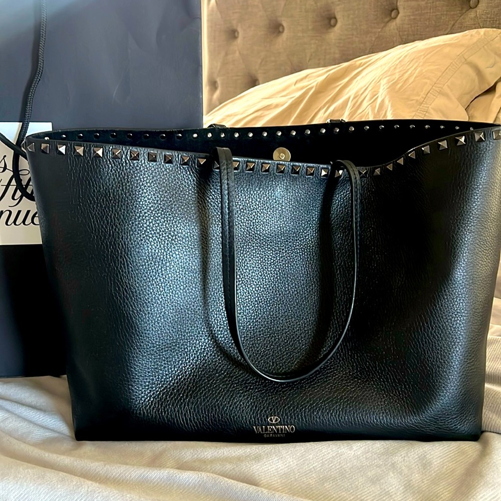 Black Valentino Garavani Tote